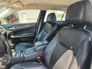 Chrysler 300 2015 AWD Limited 4dr Sedan