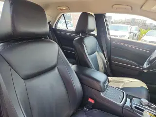 Chrysler 300 2015 AWD Limited 4dr Sedan