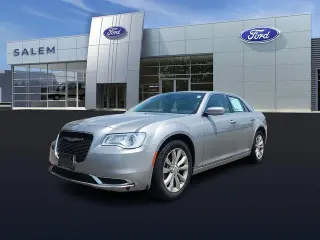 Chrysler 300 2015 AWD Limited 4dr Sedan