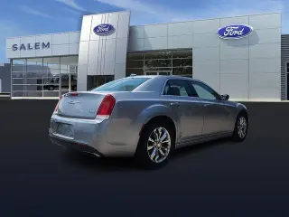 Chrysler 300 2015 AWD Limited 4dr Sedan
