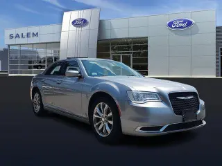 Chrysler 300 2015 AWD Limited 4dr Sedan