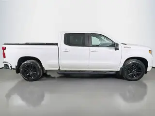 Chevrolet Silverado 1500 2023 4x4 RST 4dr Crew Cab 5.8 ft. SB