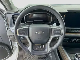 Chevrolet Silverado 1500 2023 4x4 RST 4dr Crew Cab 5.8 ft. SB