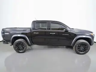 Chevrolet Colorado 2023 4x4 Trail Boss 4dr Crew Cab 5 ft. SB