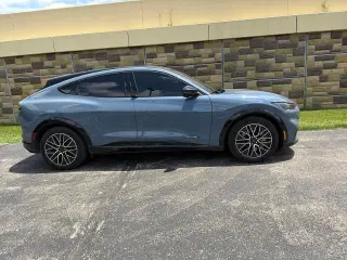 Ford Mustang Mach-E 2024 AWD Premium 4dr SUV