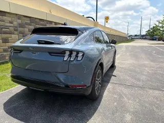 Ford Mustang Mach-E 2024 AWD Premium 4dr SUV