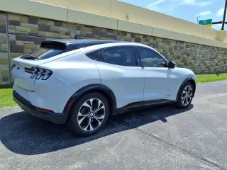 Ford Mustang Mach-E 2023 AWD Premium 4dr SUV