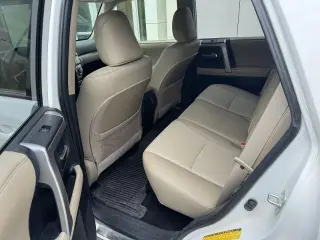 Toyota 4Runner 2018 4x4 SR5 4dr SUV