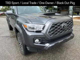 Toyota Tacoma 2022 4x4 TRD Off-Road 4dr Double Cab 5.0 ft SB 6A