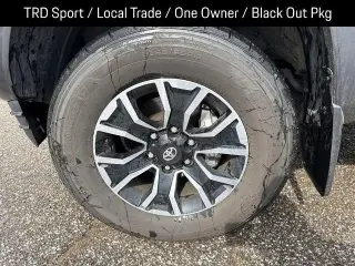 Toyota Tacoma 2022 4x4 TRD Off-Road 4dr Double Cab 5.0 ft SB 6A