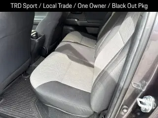 Toyota Tacoma 2022 4x4 TRD Off-Road 4dr Double Cab 5.0 ft SB 6A
