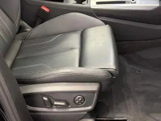 Audi Q5 2025 AWD quattro S line Premium 45 TFSI 4dr SUV