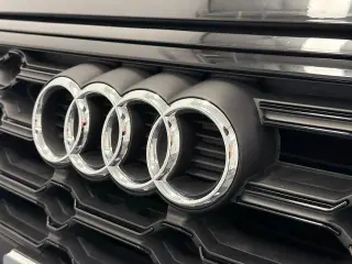 Audi Q5 2025 AWD quattro S line Premium 45 TFSI 4dr SUV
