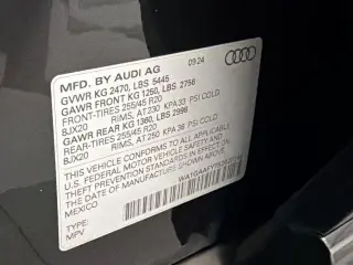 Audi Q5 2025 AWD quattro S line Premium 45 TFSI 4dr SUV