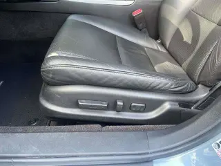 Acura TL 2009 4dr Sedan w/Technology Package