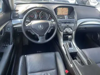 Acura TL 2009 4dr Sedan w/Technology Package