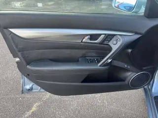 Acura TL 2009 4dr Sedan w/Technology Package