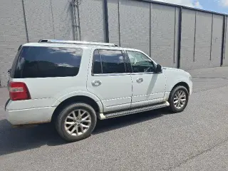 Ford Expedition 2017 4x2 Limited 4dr SUV