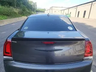 Chrysler 300 2019 Touring 4dr Sedan