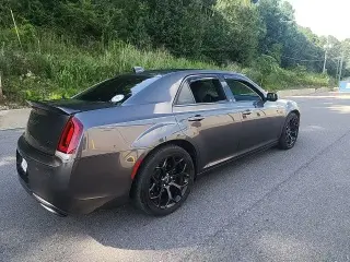 Chrysler 300 2019 Touring 4dr Sedan