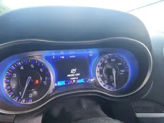 Chrysler 300 2019 Touring 4dr Sedan