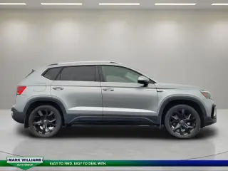 Volkswagen Taos 2022 SE 4dr SUV