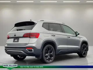 Volkswagen Taos 2022 SE 4dr SUV