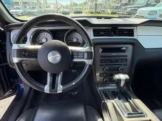 Ford Mustang 2011 V6 2dr Convertible