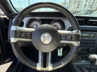 Ford Mustang 2011 V6 2dr Convertible