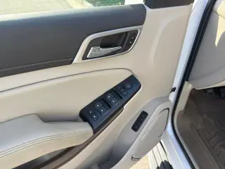 GMC Yukon XL 2019 4x4 Denali 4dr SUV