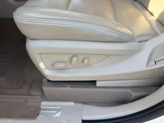 GMC Yukon XL 2019 4x4 Denali 4dr SUV