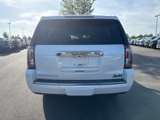 GMC Yukon XL 2019 4x4 Denali 4dr SUV