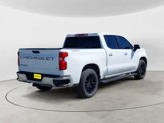 Chevrolet Silverado 1500 2023 4x4 LT 4dr Crew Cab 5.8 ft. SB w/1LT
