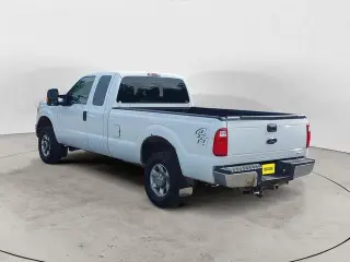 Ford F-250 Super Duty 2015 4x4 Lariat 4dr SuperCab 6.8 ft. SB Pickup