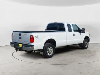 Ford F-250 Super Duty 2015 4x4 Lariat 4dr SuperCab 6.8 ft. SB Pickup