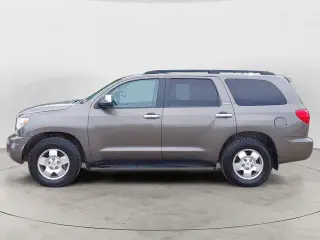 Toyota Sequoia 2013 4x4 Limited 4dr SUV