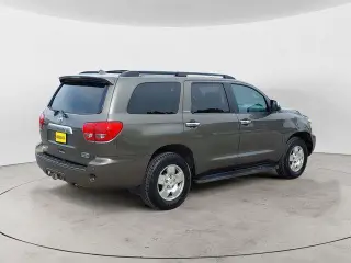 Toyota Sequoia 2013 4x4 Limited 4dr SUV