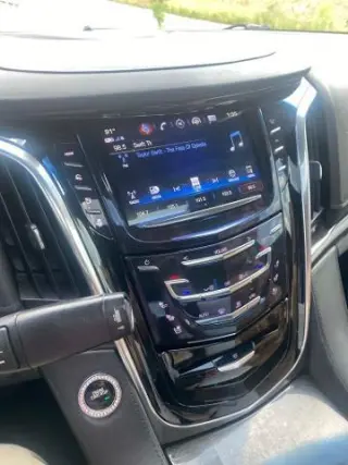 Cadillac Escalade 2019 4x4 Platinum 4dr SUV