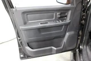 Dodge Ram 1500 2009 4x2 ST 4dr Quad Cab 6.3 ft. SB
