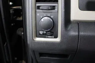 Dodge Ram 1500 2009 4x2 ST 4dr Quad Cab 6.3 ft. SB