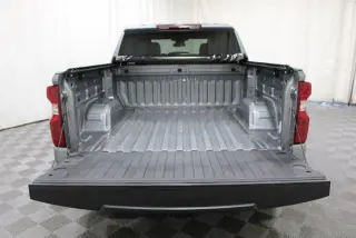 Chevrolet Silverado 1500 2023 4x4 Custom 4dr Crew Cab 5.8 ft. SB