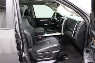Ram 1500 2016 4x2 Laramie 4dr Crew Cab 5.5 ft. SB Pickup