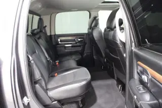 Ram 1500 2016 4x2 Laramie 4dr Crew Cab 5.5 ft. SB Pickup