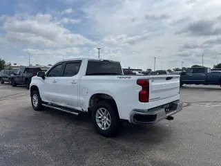 Chevrolet Silverado 1500 2021 4x4 LT 4dr Crew Cab 5.8 ft. SB w/1LT