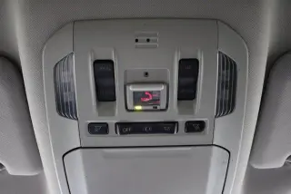 Toyota Highlander Hybrid 2020 AWD XLE 4dr SUV