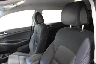 Hyundai TUCSON 2016 Sport 4dr SUV w/Beige Seats