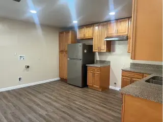 3 bedroom 2 bathroom Downey