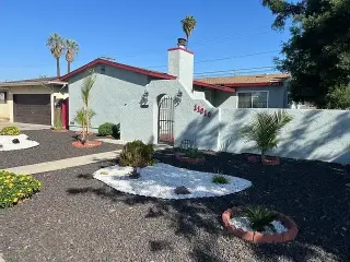 3 bedroom 2 bathroom Downey
