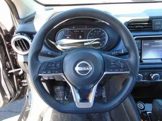 Nissan Versa 2025 SV 4dr Sedan