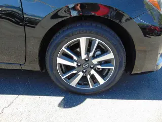 Nissan Versa 2025 SV 4dr Sedan